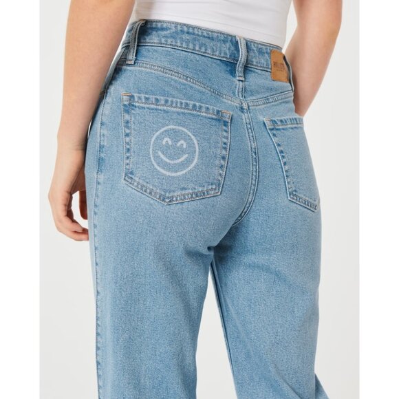 Hollister Sz. 25 New Ultra High-Rise Medium Wash Smiley Print Dad Jeans - Picture 1 of 16